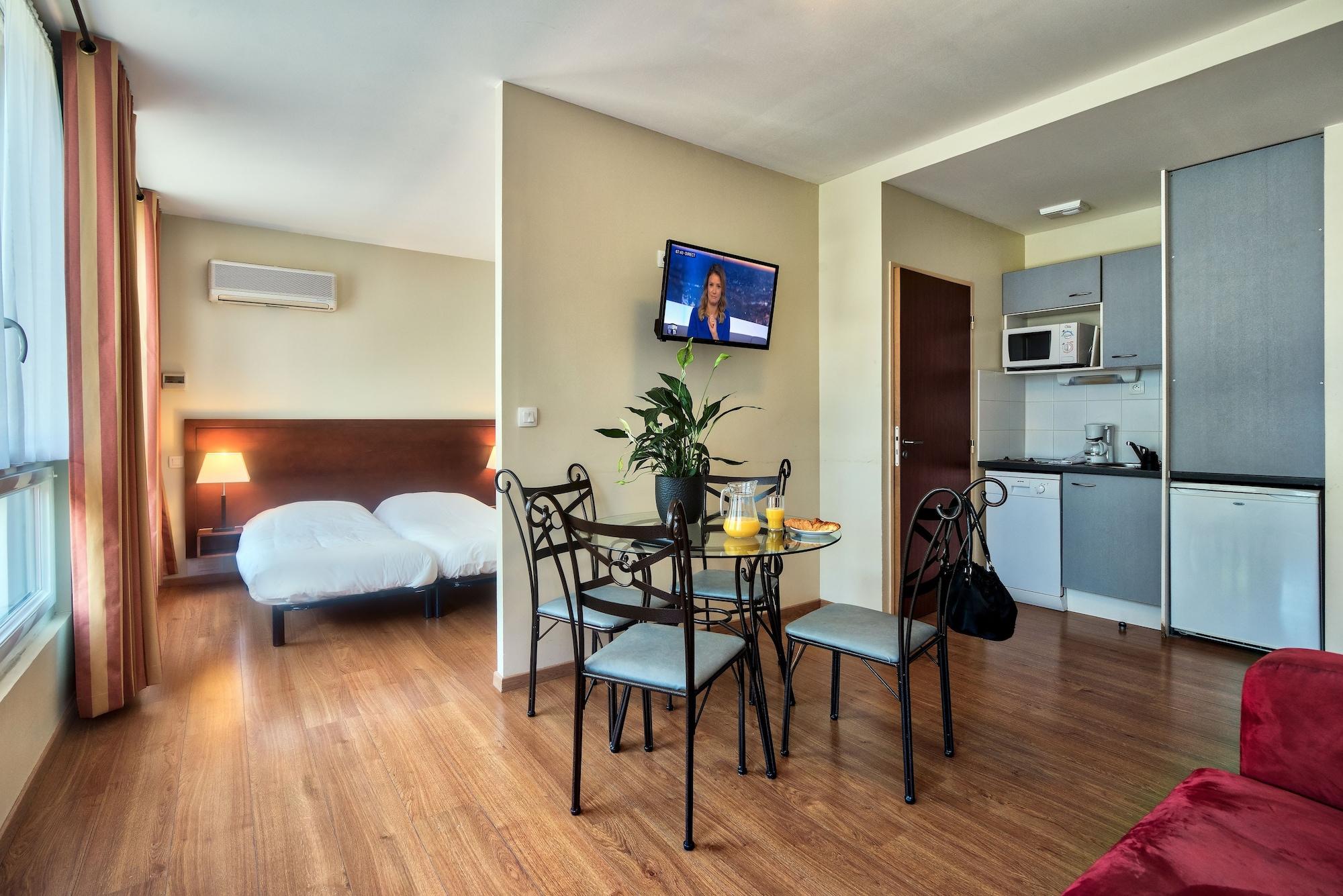Residence Les Jardins De Лурд Екстер'єр фото