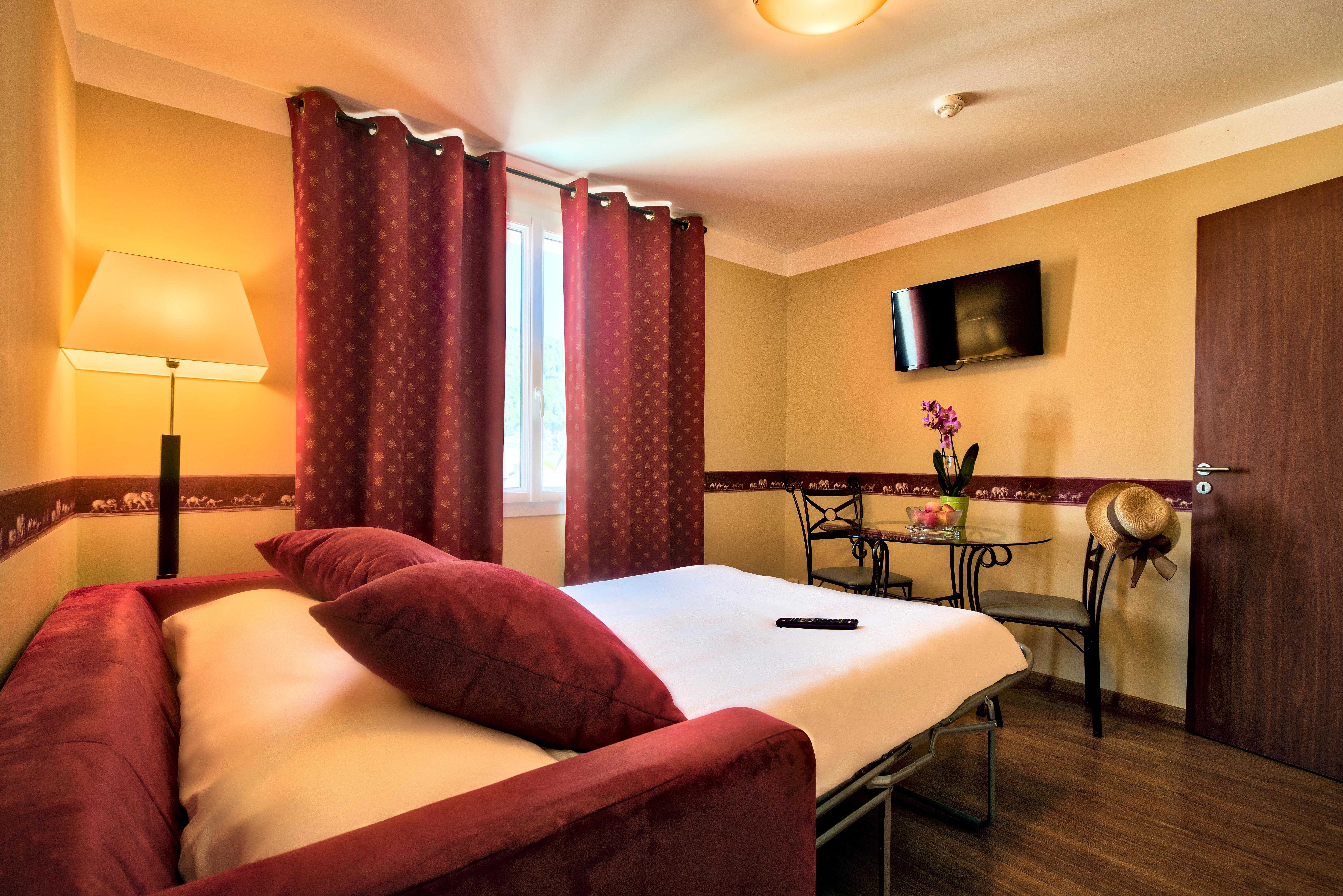 Residence Les Jardins De Лурд Екстер'єр фото