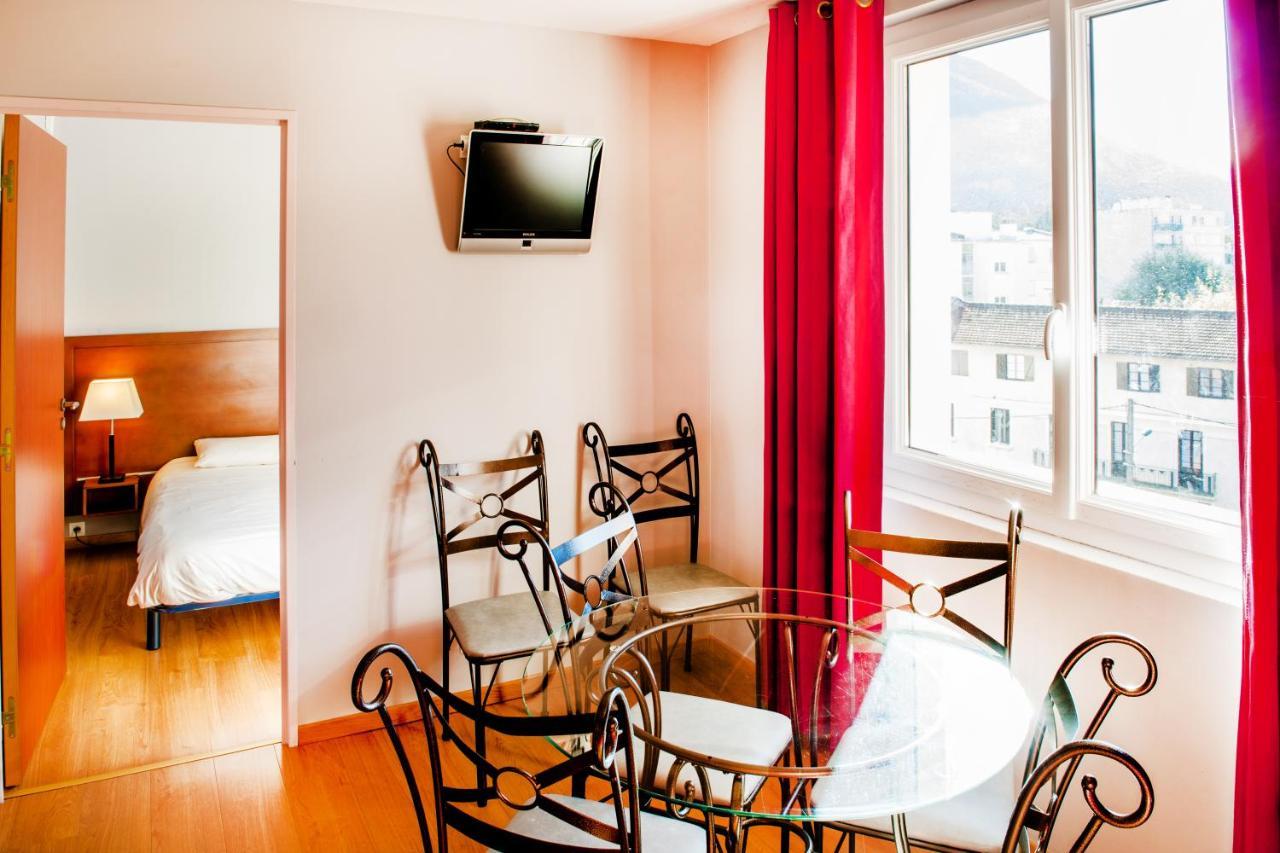 Residence Les Jardins De Лурд Екстер'єр фото